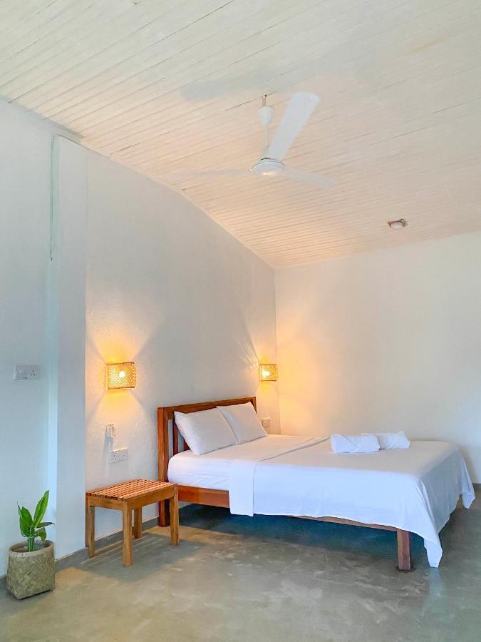 Sky Breeze Hotel Unawatuna Exterior foto