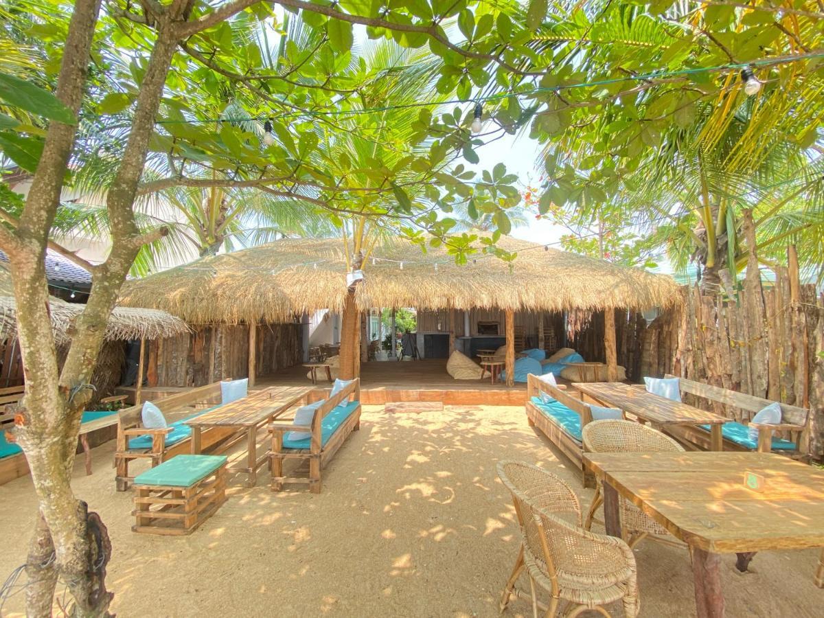 Sky Breeze Hotel Unawatuna Exterior foto
